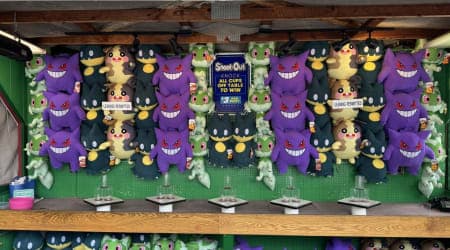 Knock over all 3 cups with 1 shot and win big!