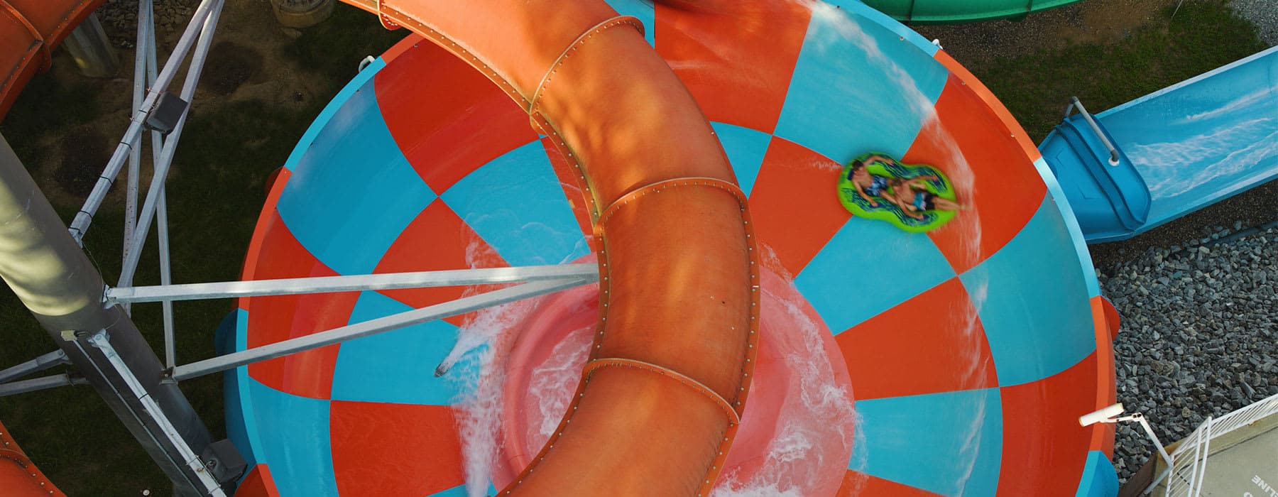 Wide shot of attraction