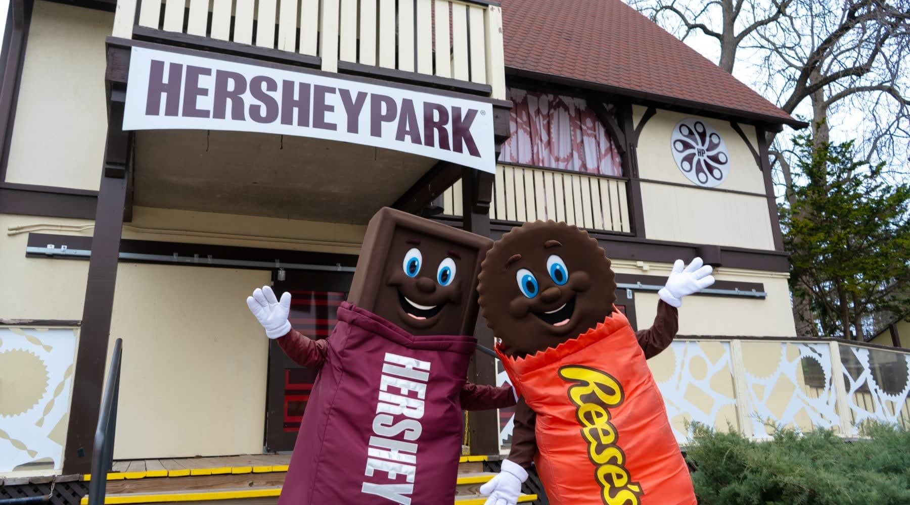 Sweet Hello with Hershey's characters