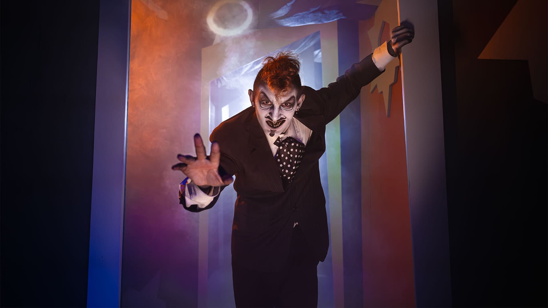 hypnotist during dark nights hersheypark